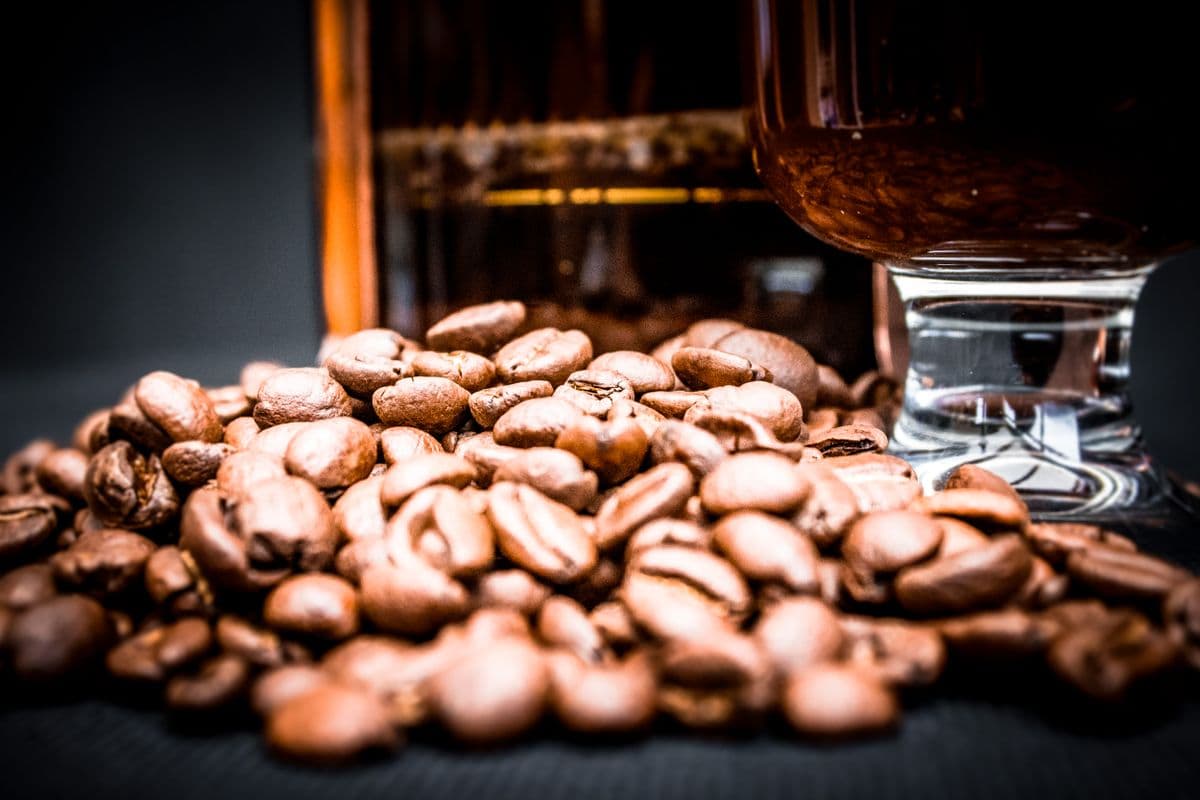 Cóctel: Negra con café